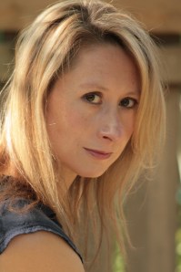 Elisabeth de Mariaffi_HowTOGetAlongWithWomen